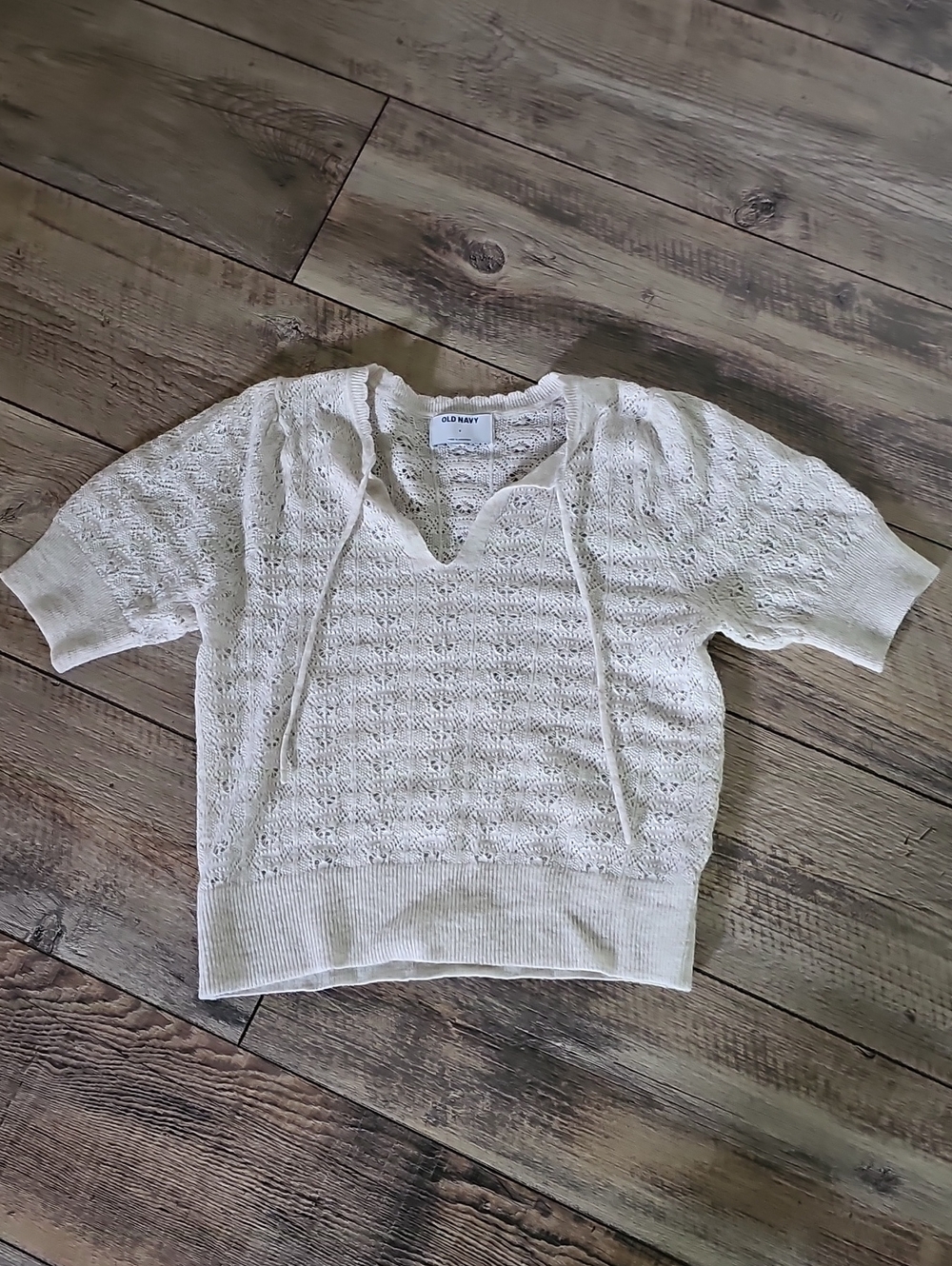Old Navy Women's Cream Lace-Knit Short Sleeve Sweater
